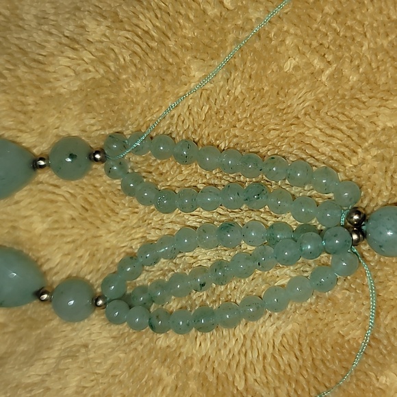 Vintage Beautiful Elephant Jade & 14k Gold  Necklace & Earrings - Picture 14 of 15